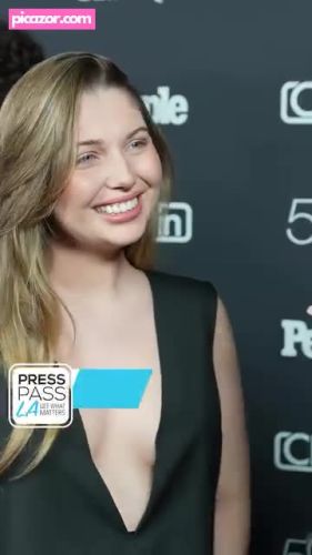 Sammi Hanratty - Image