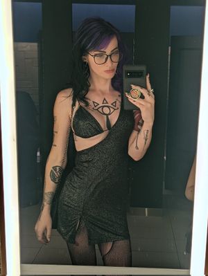 Violet Valentine - Thumb