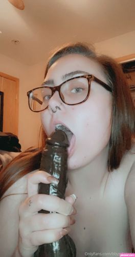 GracieSquirts  - Image