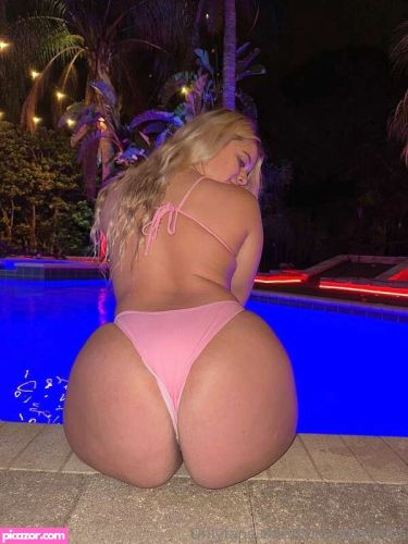 Krissy Kummins - Image