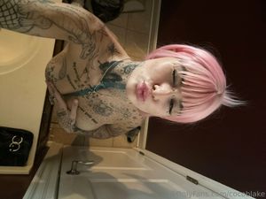 Coco Blake  N12