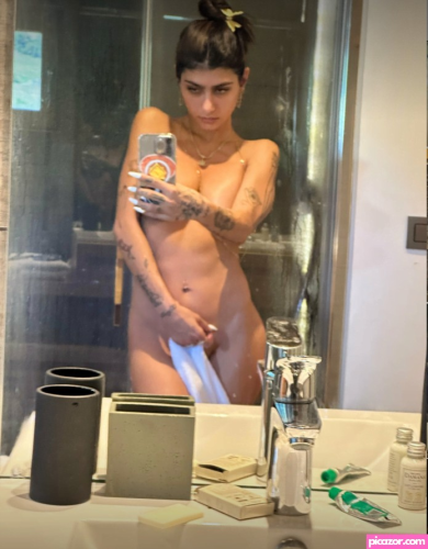 Mia Khalifa - Image
