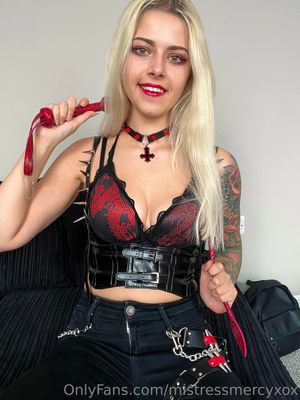 mistressmercyxox-2 photo #103 photo n 103