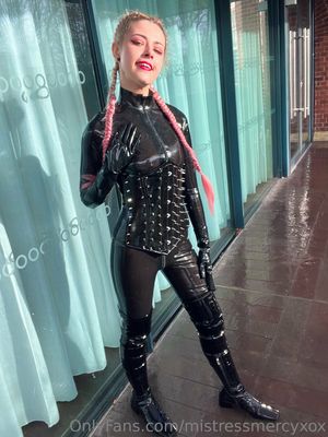 mistressmercyxox-2 photo #202 photo n 202