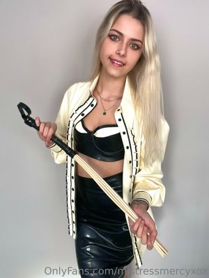 mistressmercyxox-2 photo #261 photo n 261