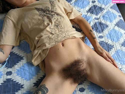 HairyAngela - Image