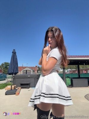 nicoleskirtsfree photo #3 photo n 3