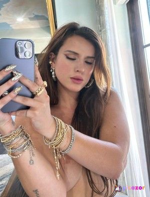 bella-thorne photo #307 photo n 307