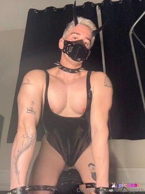 trophygoth photo #10 photo n 10