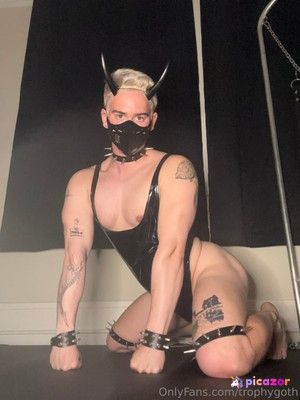 trophygoth photo #12 photo n 12