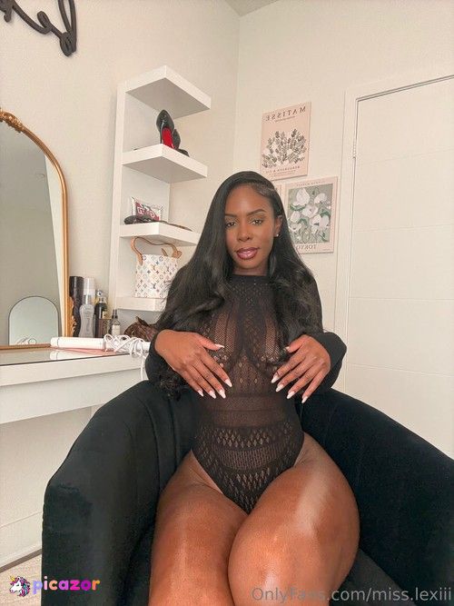 Lexi Hart - Image