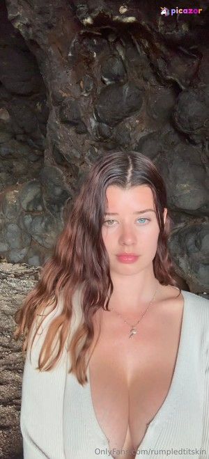 Sarah McDaniel - Thumb