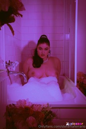 stefania-ferrario photo #702 photo n 702