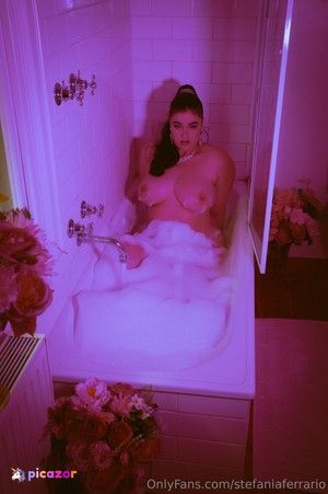 stefania-ferrario photo #704 photo n 704