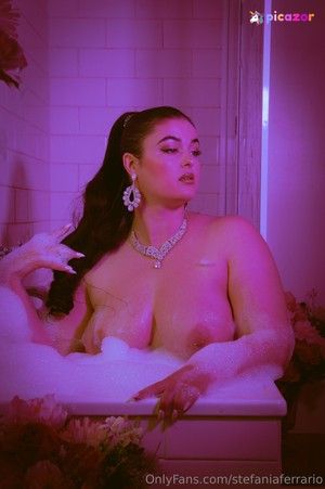 stefania-ferrario photo #695 photo n 695