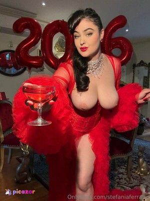 stefania-ferrario photo #749 photo n 749