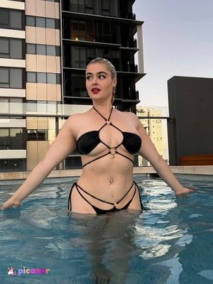 stefania-ferrario photo #758 photo n 758
