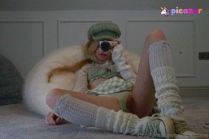 belle-delphine-1 photo #12816 photo n 12816