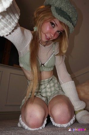 belle-delphine-1 photo #12753 photo n 12753
