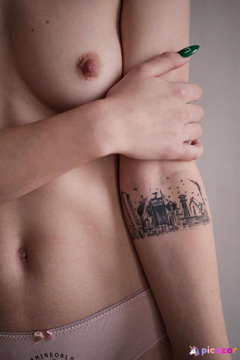 young_and_b N10