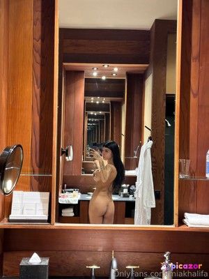mia-khalifa photo #910 photo n 910