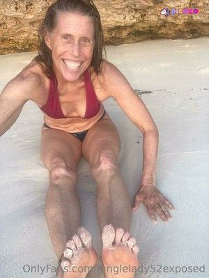 JungleLady52 - Thumb