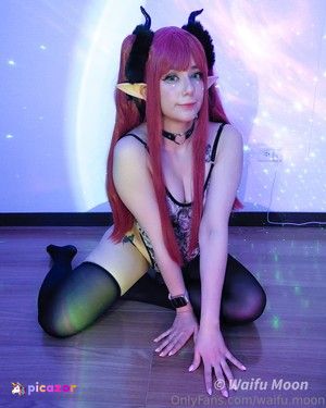 waifu-moon photo #11 photo n 11