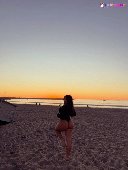 Kayla Manousselis - Image