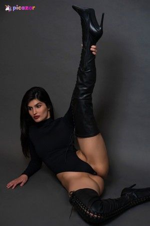 Yael Cohen Aris - Thumb