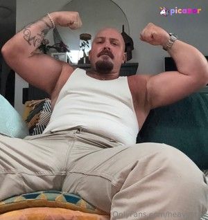 heavystud-1 photo #1 photo n 1