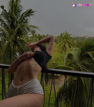 Fayesxh - Thumb