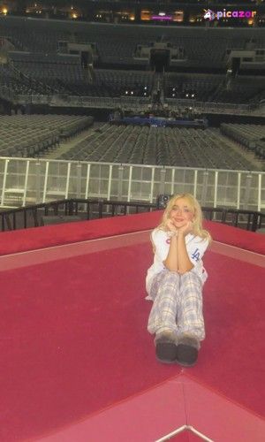 sabrina-carpenter photo #246 photo n 246