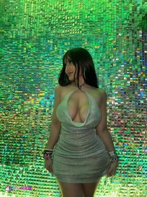 stella-hudgens-5 photo #383 photo n 383