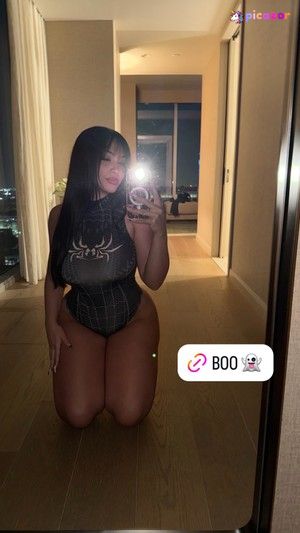 stella-hudgens-5 photo #344 photo n 344