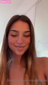 Mikaela Lafuente - Thumb