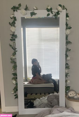 Claire Estabrook - Image