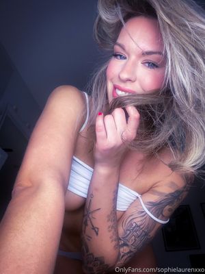 Sophie Lauren N10