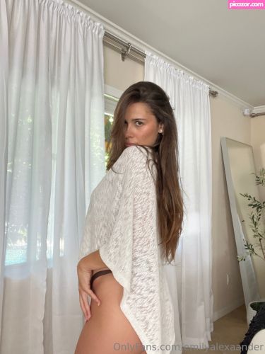 Emily Alexander - Image