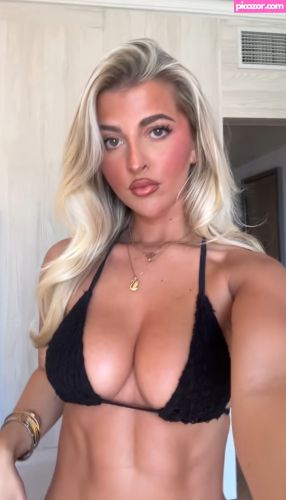 IzzyTaffs  - Image
