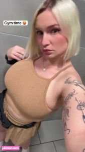zoie-burgher-1 video #18 photo n 18