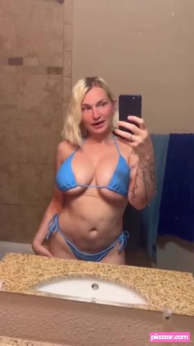 Zoie Burgher - Image