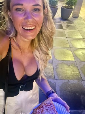 Michellek4040 - Thumb