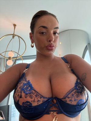 alanna-pow-1 photo #139 photo n 139