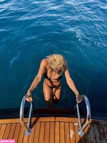 Alexa Breit - Image