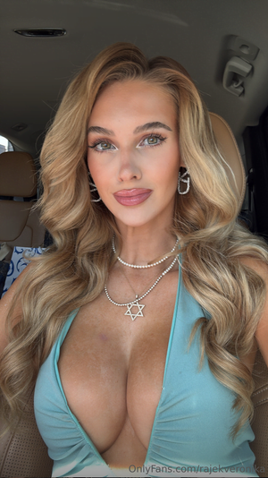 Veronika Rajek  N40