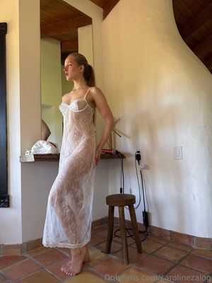  Caroline Zalog N148