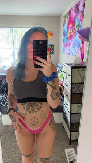 Prettylilprincess24 - Thumb