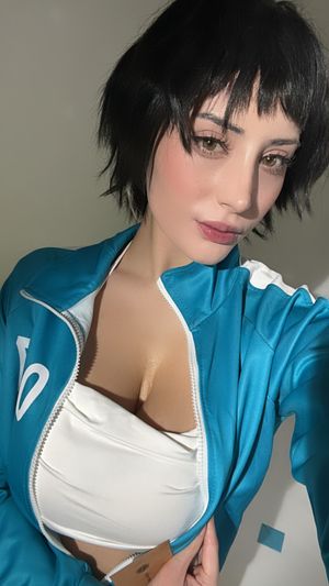 Athena Cosplay N7
