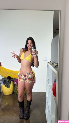 Chloeforero - Image