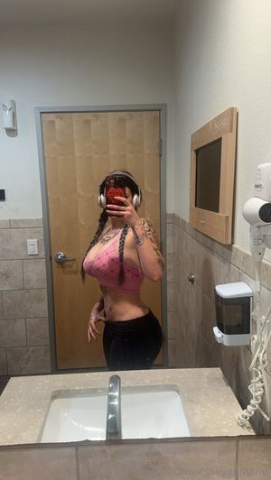 aliyah-marie photo #2 photo n 2